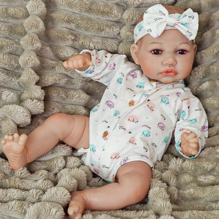 Olivia 18" Lifelike Reborn Baby Doll